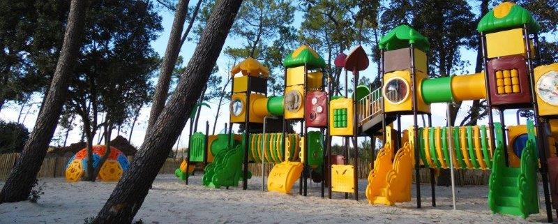 aire de jeux au parc résidentiel en Vendée